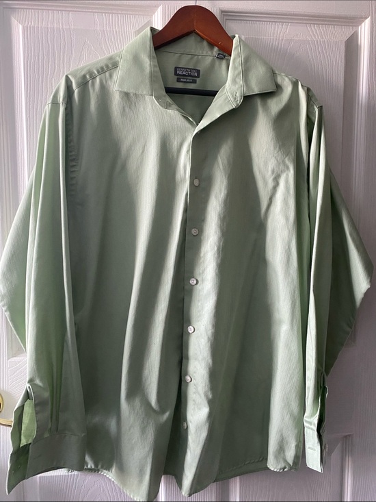 Kenneth Cole Reaction Other - Kenneth Cole Reaction Pale Green Long-Sleeve Button-Up Shirt 16 32-33